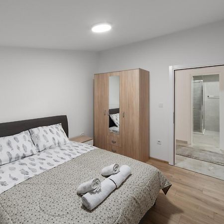 Kasi Apartments Cattaro Esterno foto