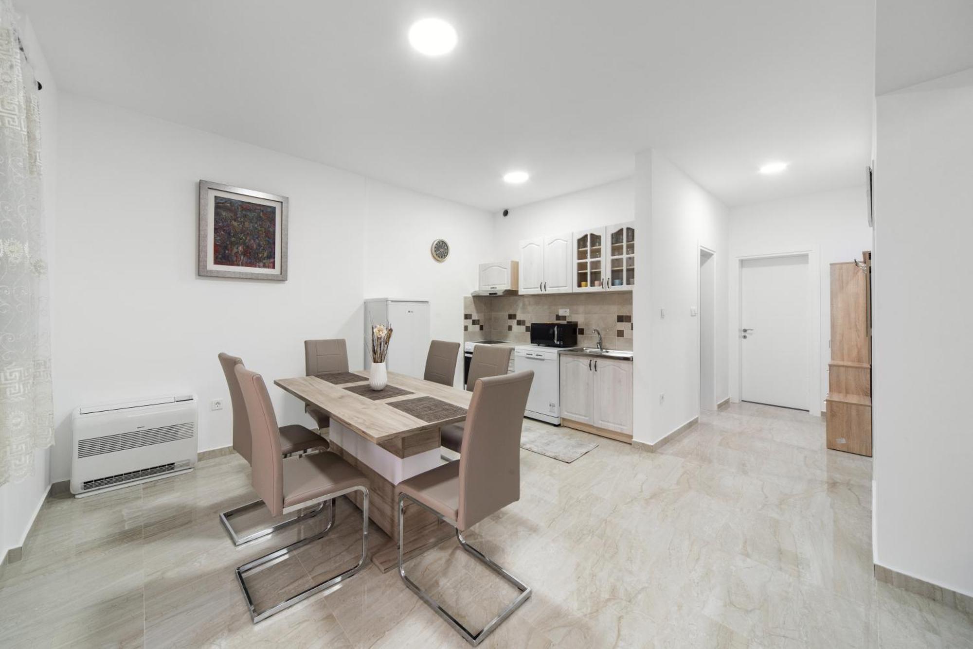 Kasi Apartments Cattaro Esterno foto
