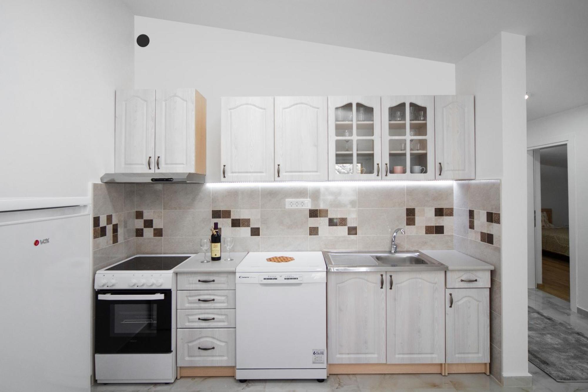 Kasi Apartments Cattaro Esterno foto