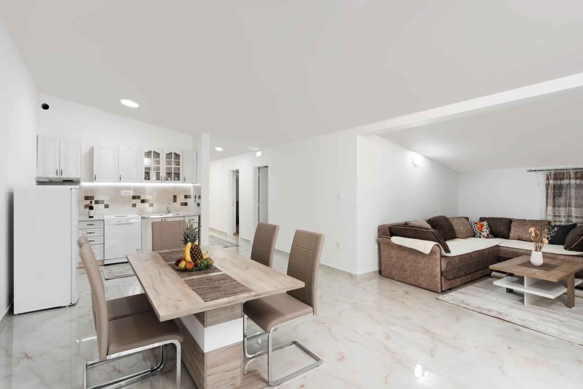 Kasi Apartments Cattaro Esterno foto